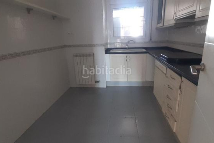 Piso  ca naurell en Ca n'Aurell Terrassa