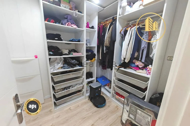 Piso en calle ď Osca