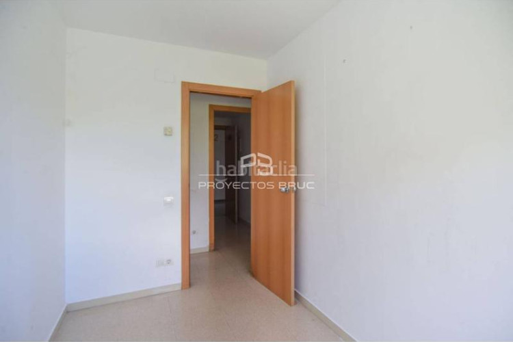 Piso  en venta en Can Roca Terrassa