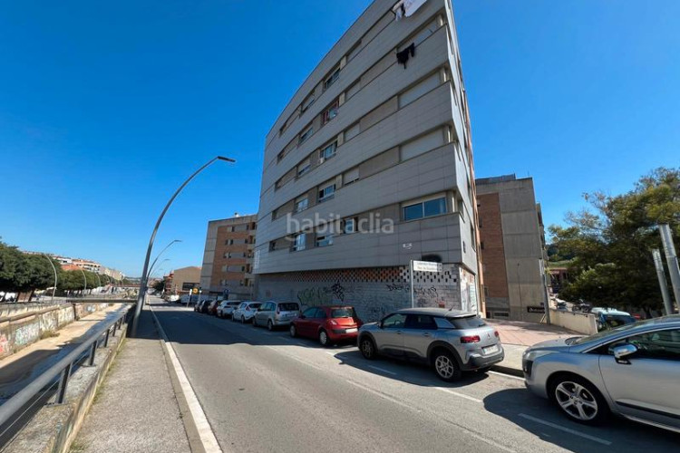 Piso en carrer datenes 24 piso en venta en Roc Blanc Terrassa