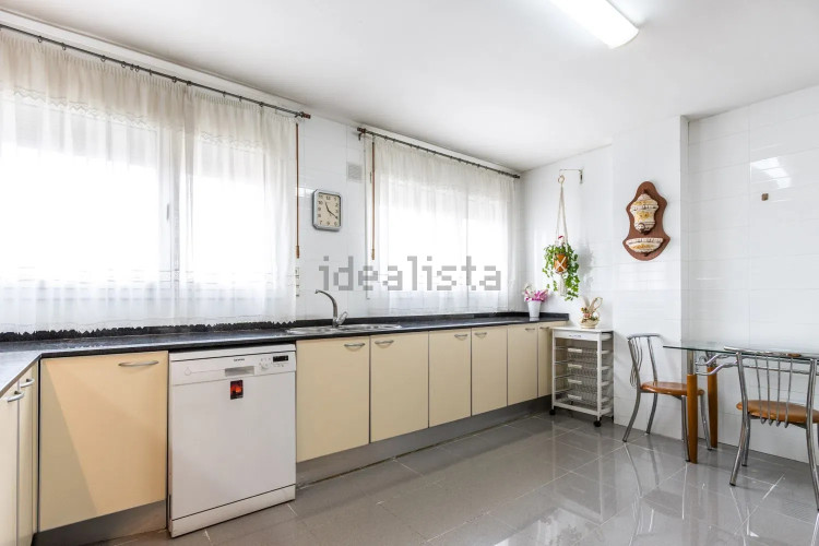 Dúplex en Barrio Centre