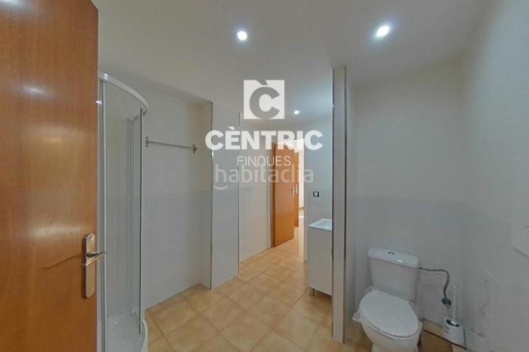 Piso  moderno con 3 habitaciones gran oportunidad ! en Terrassa