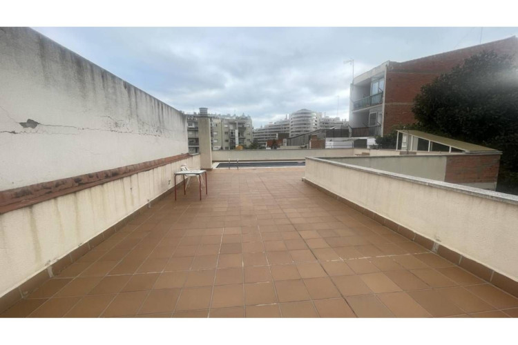 Mestre Serrat, Sant Pere