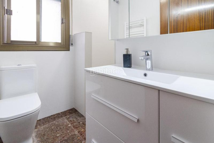 Dúplex todas las habitaciones son exteriores en Cementiri Vell Terrassa