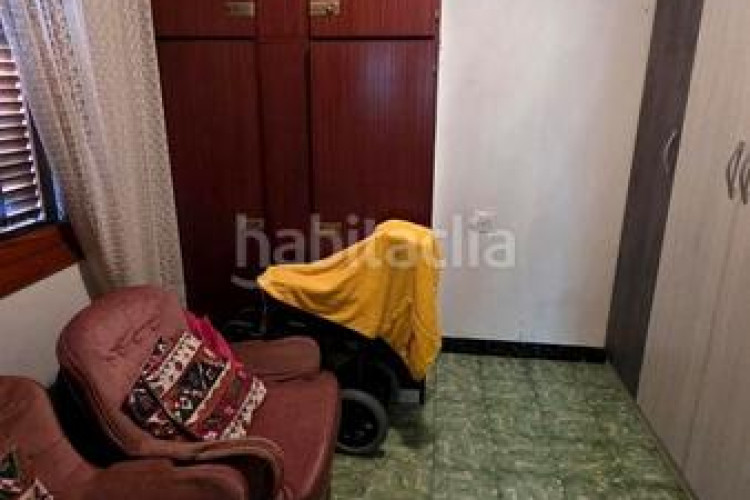 Casa  cantonera, ideal para 2 familias en Ca n'Anglada Terrassa