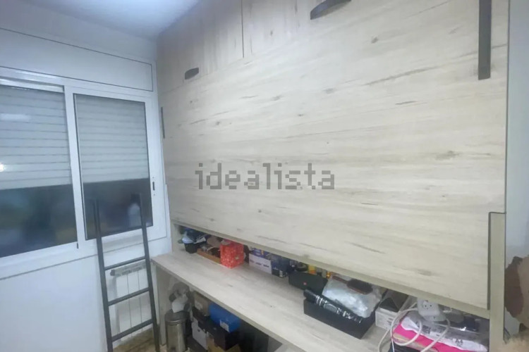 Piso en plaza del Mestre Serrat