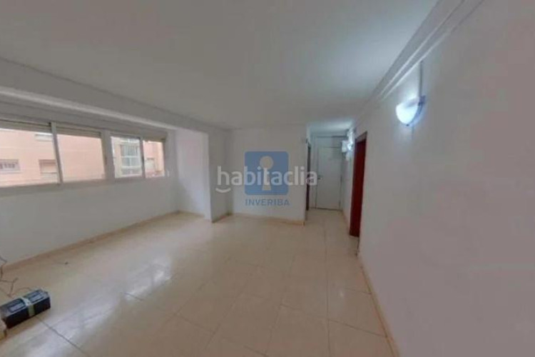 Piso inmueble ilegalmente okupado situado en la calle cavall bernat 45, 1 1, , barcelona en Terrassa
