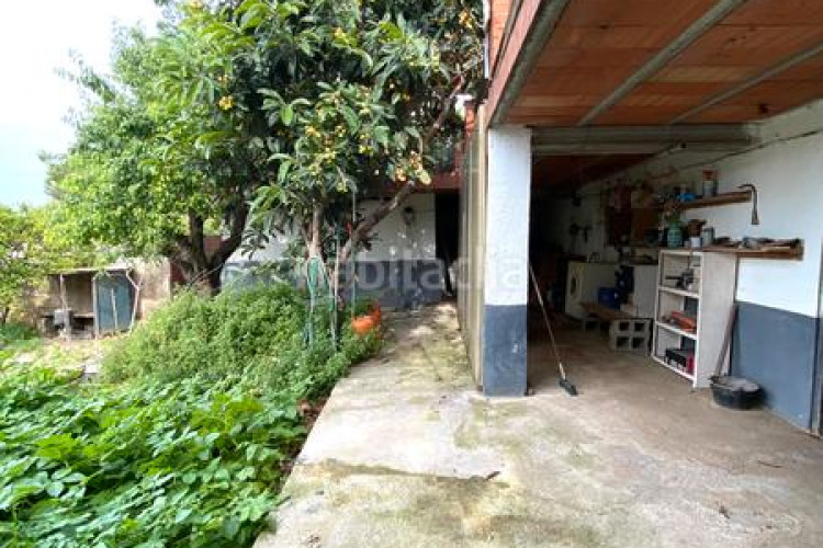 Chalet  bifamiliar ubicado en Can Parellada en Terrassa
