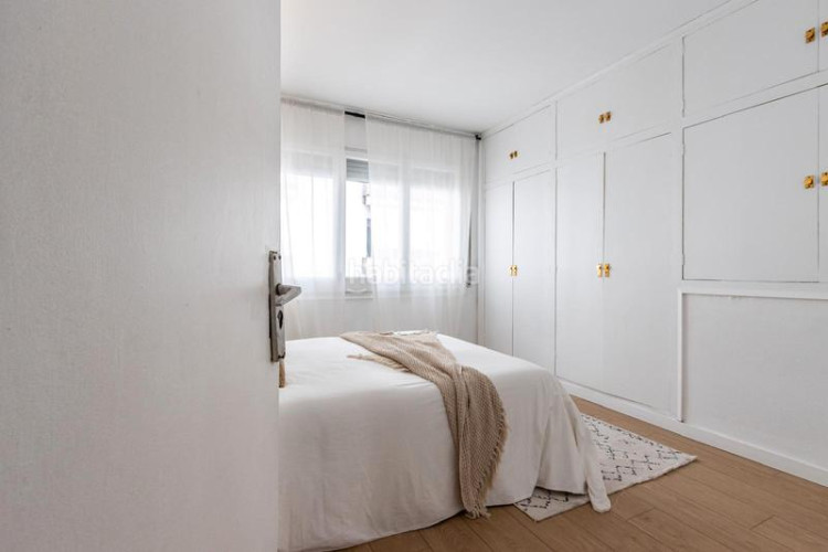 Dúplex vivienda tipo dúplex de 2habs. + garaje + patio. zona Segle XX en Terrassa