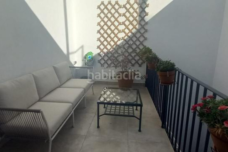 Casa adosada casa en venta , can aurell. a 5 minutos centre en Terrassa