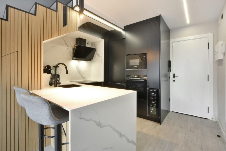 Calle de Sevilla, Egara