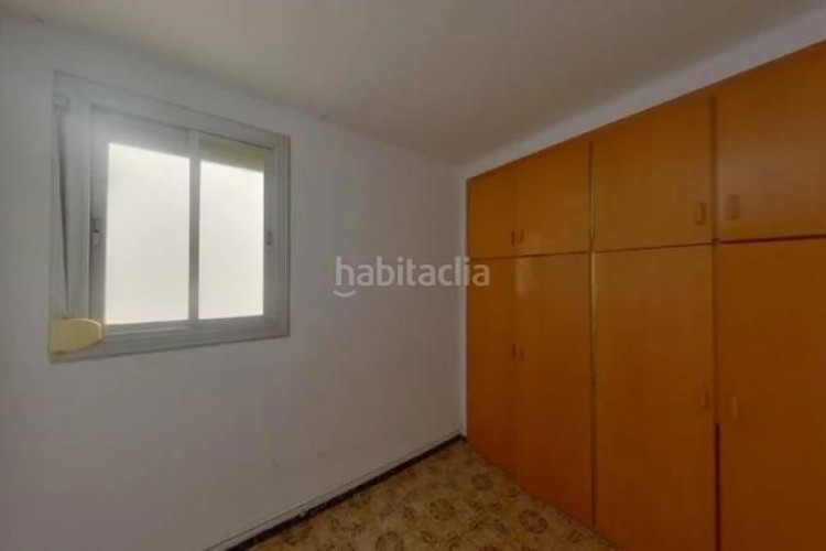 Piso  de 4 habitaciones en Zona Esportiva Terrassa