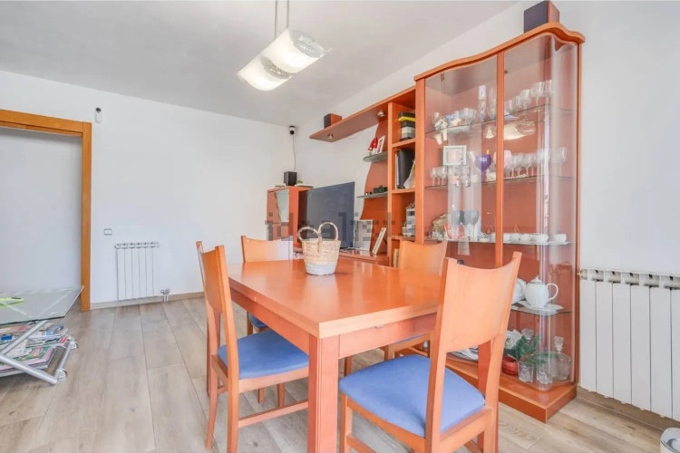 Piso en Barrio Escoles