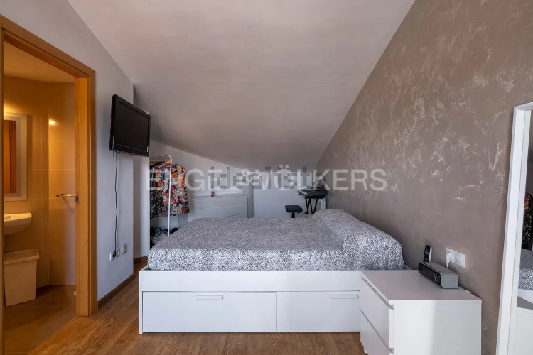 Dúplex en Barrio Torre-sana