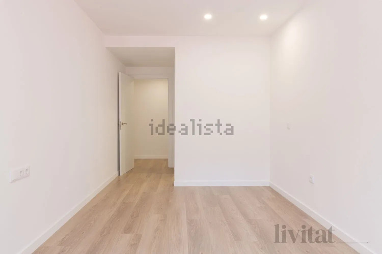 Piso en calle Transversal, 181