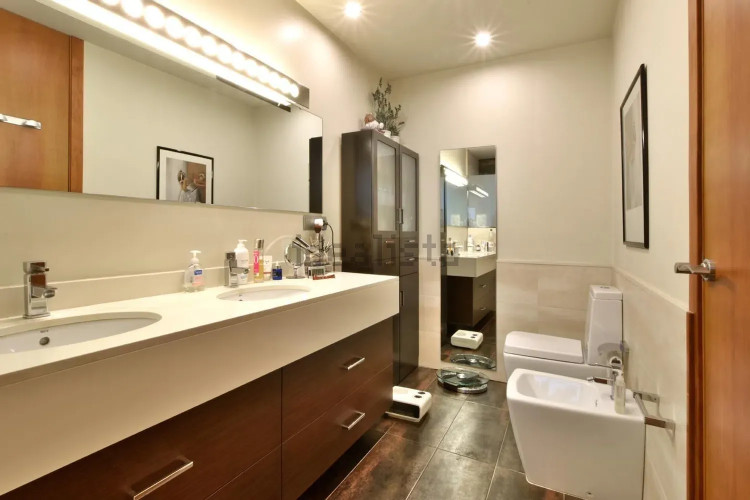 Casa independiente en calle de la Poetessa Caparà