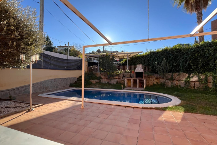 Calle Mussol, Can Palet de Vista Alegre