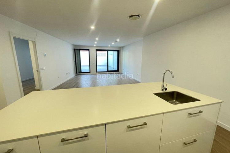 Planta baja  en venta en sant pere, 4 dormitorios. en Terrassa