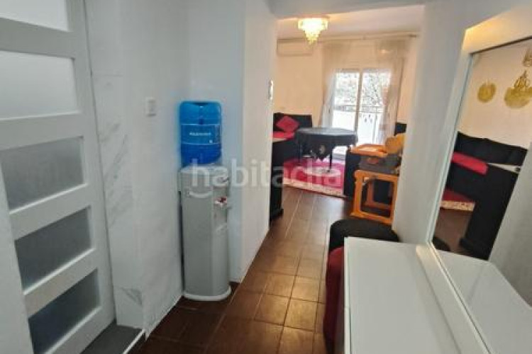 Piso  reformado en La Cogullada 3 dormitorios, 1 baño, todo exterior, cocina individual, con dos balcones uno de 6m y otro de 4m y en Terrassa