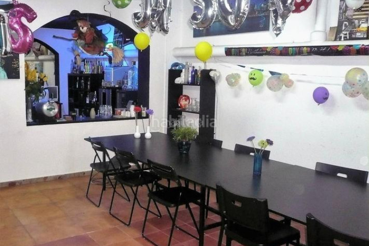 Casa gran casa cantonera en Ca n'Aurell Terrassa