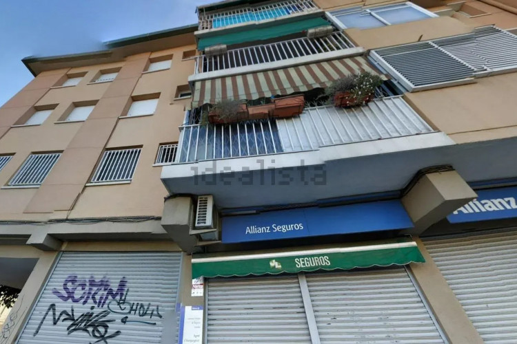 Piso en Barrio Les Arenes