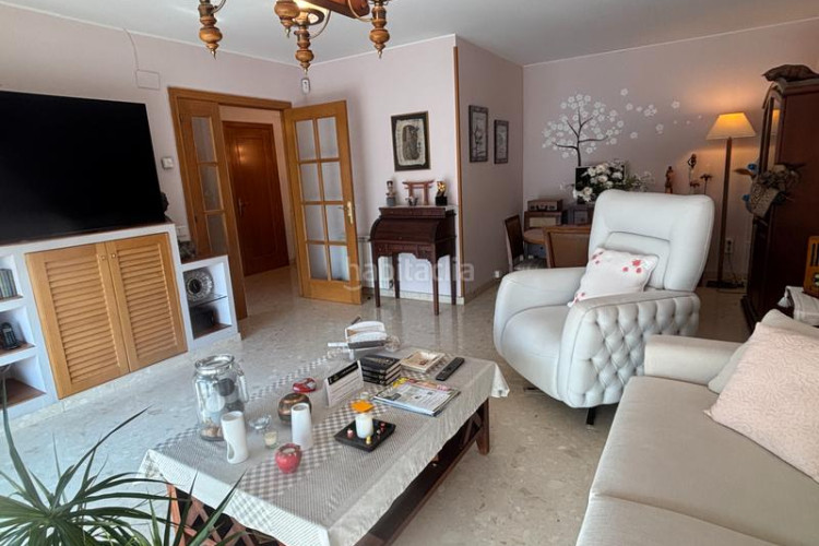 Dúplex impecable duplex en el corazón de pere parres a dos minutos del centro con parquing incluido en Terrassa