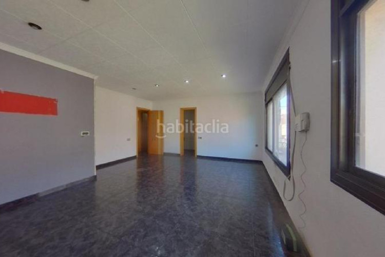 Piso  okupado de 2 habitaciones ca nanglada en Terrassa
