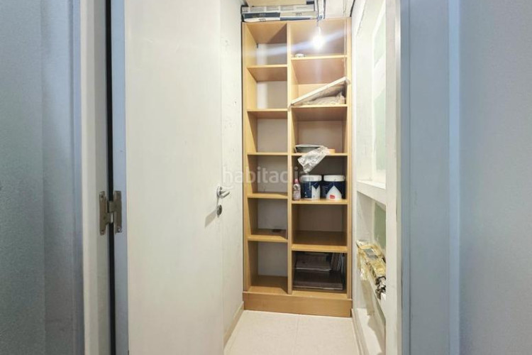 Ático atico 102 m2 con terraza de 53 m2 a pie de comedor incluye parquing y tratero en avenida madrid tocando estacio est en Terrassa