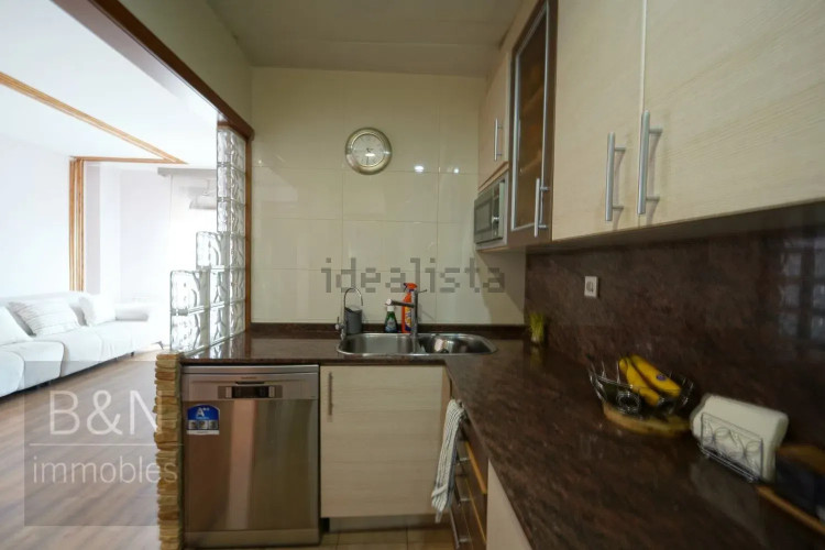 DÚPLEX EN EXCLUSIVA CON TERRAZA PRIVADA Y PLAZA DE GARAJE – UN HOGAR PARA VIVIRLO