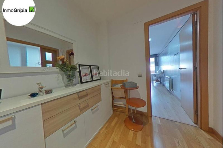 Piso  en venta en les arenescan montllorla grípia08227 en Terrassa