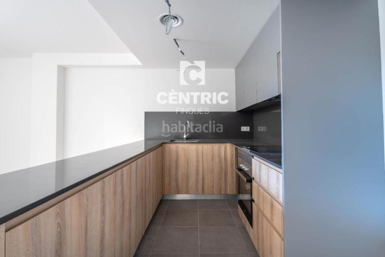 Piso prat de la riba, obra nueva en San Pere Terrassa