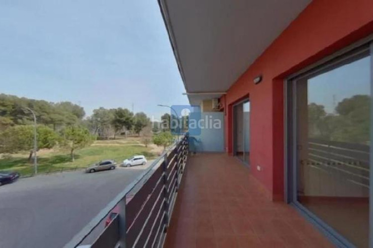 Piso inmueble ilegalmente okupado situado en la calle montsià 36, 13, , barcelona en Terrassa