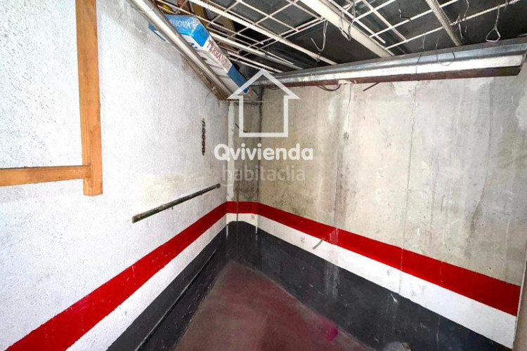 Ático  de 3 habitaciones con gran balcón en av glories catalanes, en Terrassa