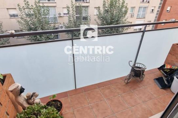 Piso dúplex 3 habt estudio pk en Les Arenes - La Grípia - Can Montllor Terrassa