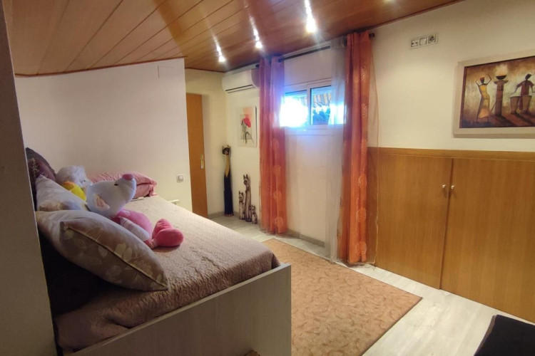 De Madrid, Torre-Sana