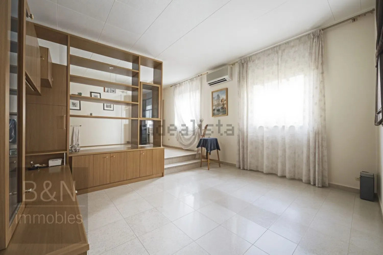 Chalet en Barrio Ca n'Aurell