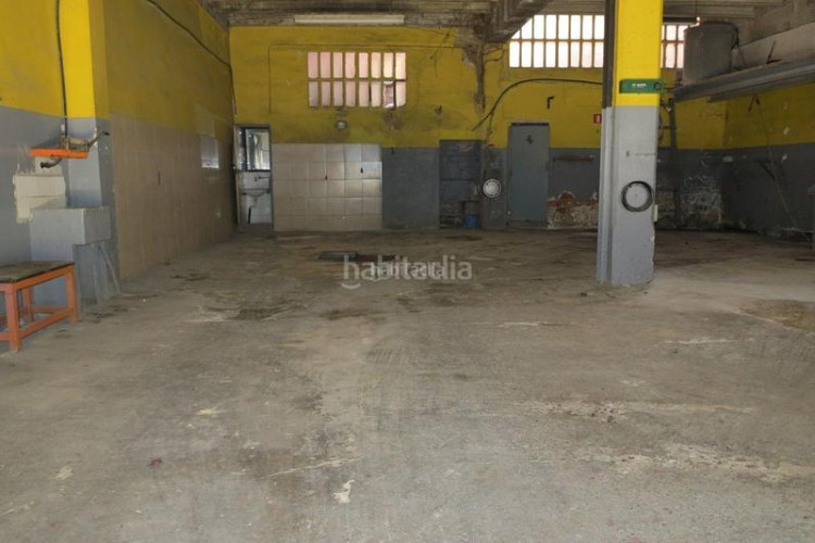 Casa en carrer mare de deu del mar local per a edificar en Terrassa