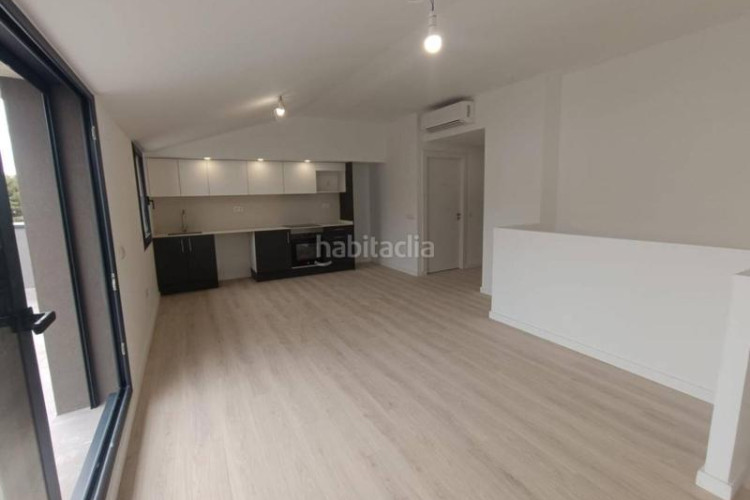 Dúplex  duplex de 3 habitaciones y terraza obra nueva en Terrassa