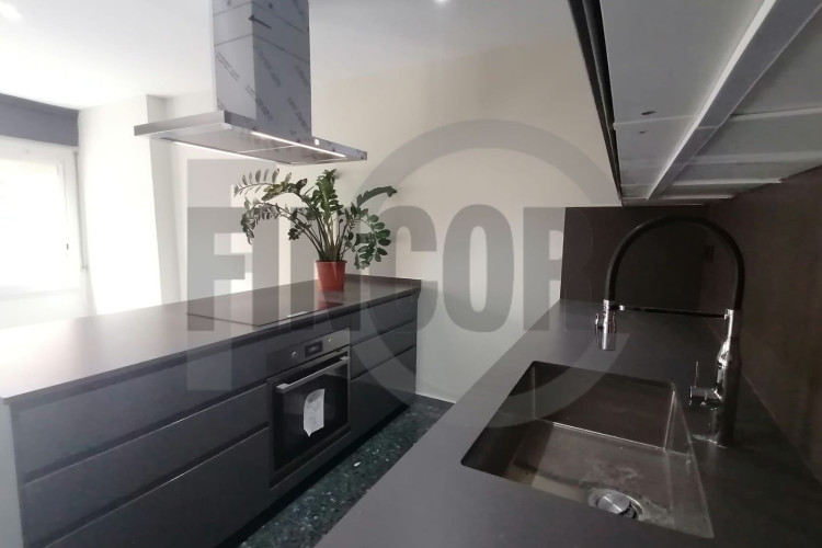Vallparadu00EDs - Antic Poble de Sant Pere