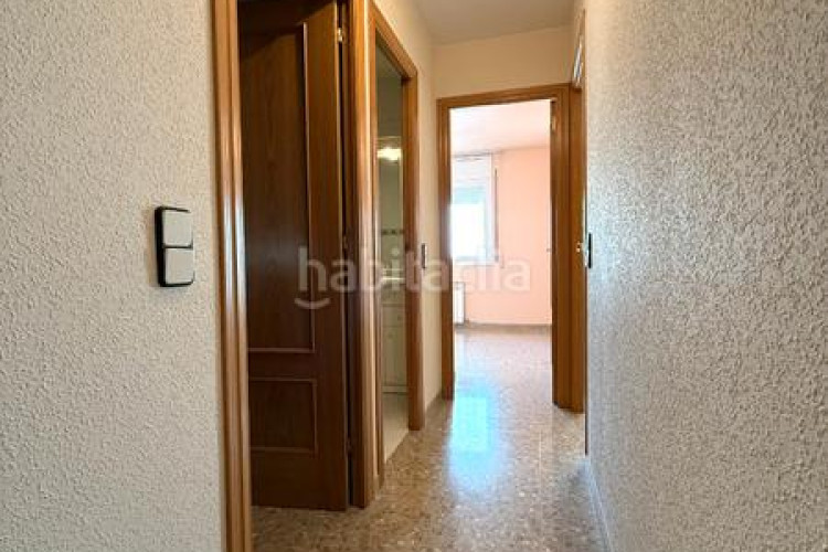 Dúplex ático dúplex, 4 habs.+ 3 wc, ascensor, parking y 2 terrazas. en Terrassa