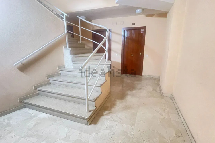 Piso en plaza del Mestre Serrat