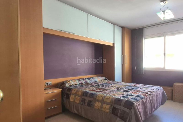 Piso pis de 4 hab amb parquing i espectacular de traster 25 m2 a la gripia en Terrassa