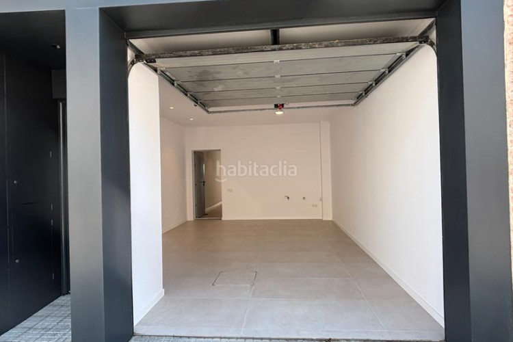 Casa en carrer de las navas de tolosa 87 exclusiva casa a estrenar con piscina privada en Terrassa