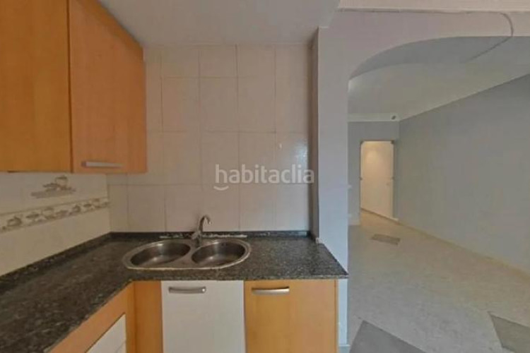 Piso ¡espacioso piso , ideal para familias! en La Maurina Terrassa