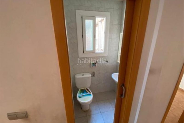 Piso  en calle soler y diffent en La Cogullada Terrassa