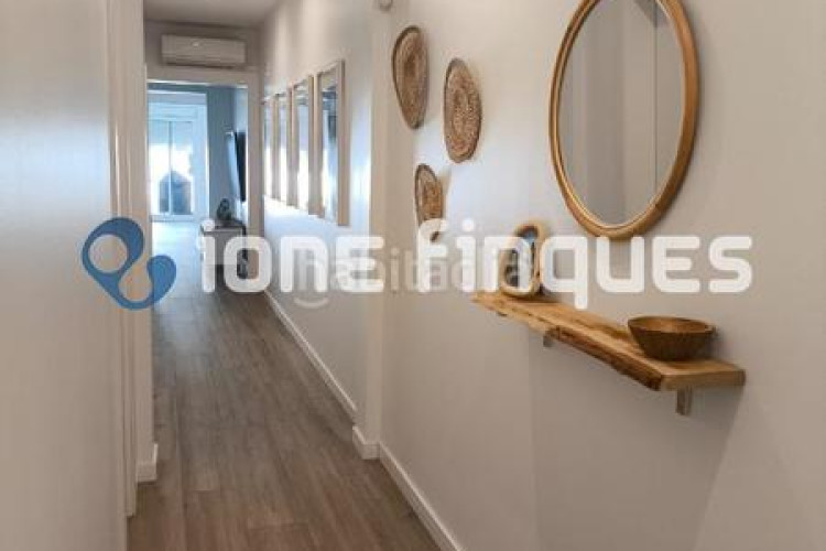 Casa adosada ione finques ofrece en Les Arenes - La Grípia - Can Montllor Terrassa