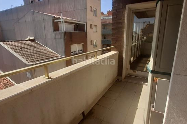 Piso  ca naurell en Ca n'Aurell Terrassa