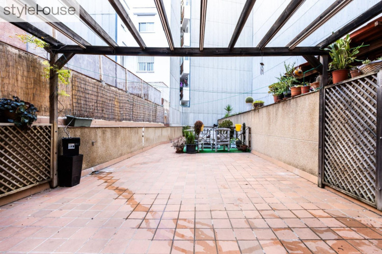 Terrassa - Carrer autonomia, Sant Pere