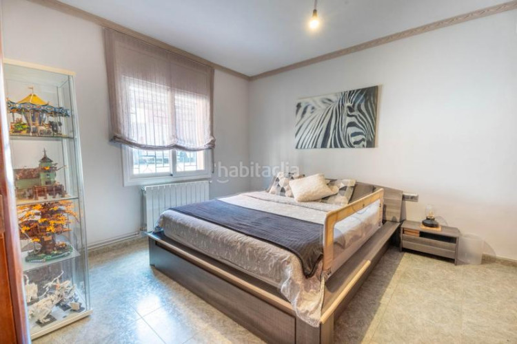 Casa adosada zona de torresana. casa adosada de 3habs. + 1lav. + patio + terraza en Terrassa
