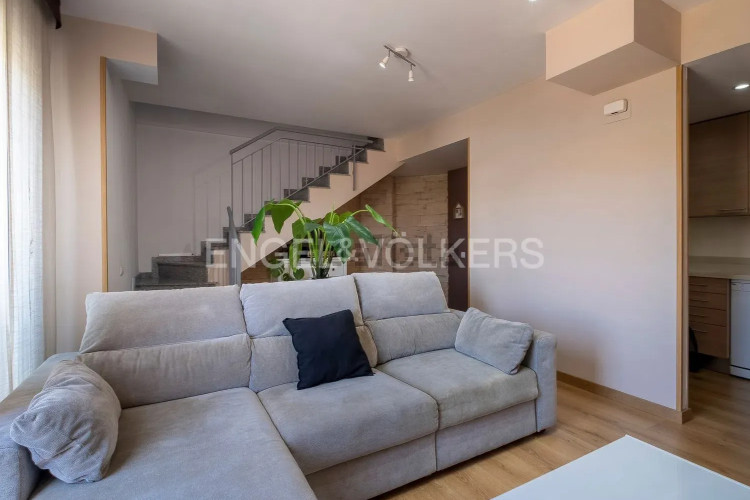 Dúplex en Barrio Torre-sana